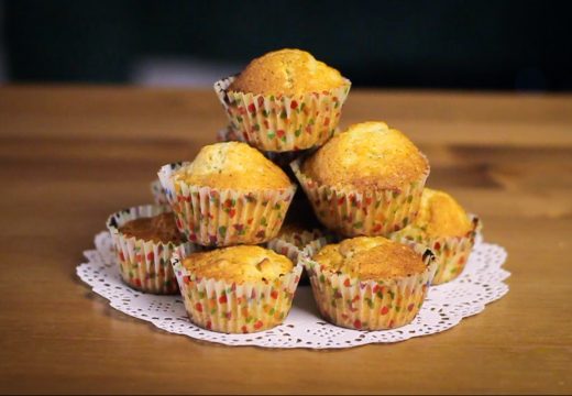 Muffins aux pommes et beurre de cacahuète